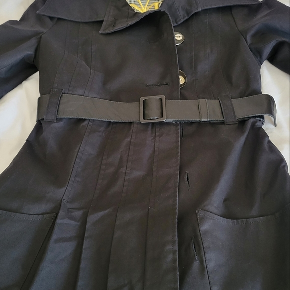 Mackage double-breasted lightweight trench in XS - Picture 11 of 16